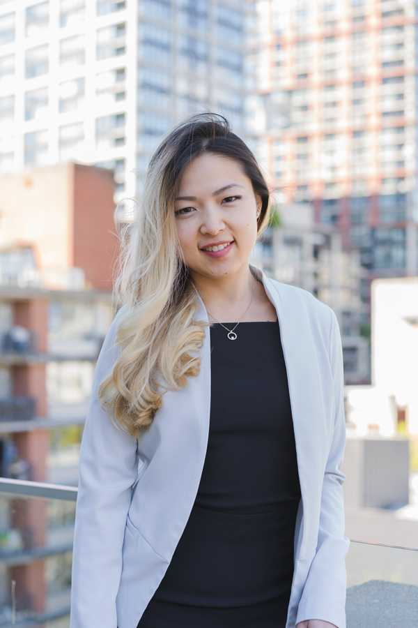 Dr. Nina He, MD
